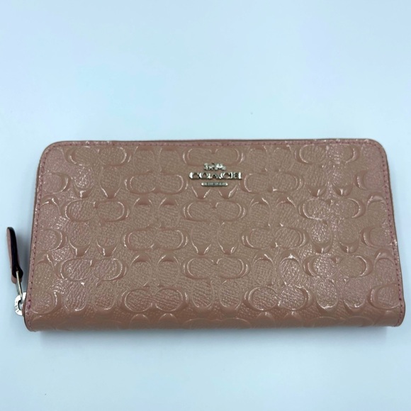 Coach Zip Around Accordion Wallet Blush NWT - Picture 1 of 6